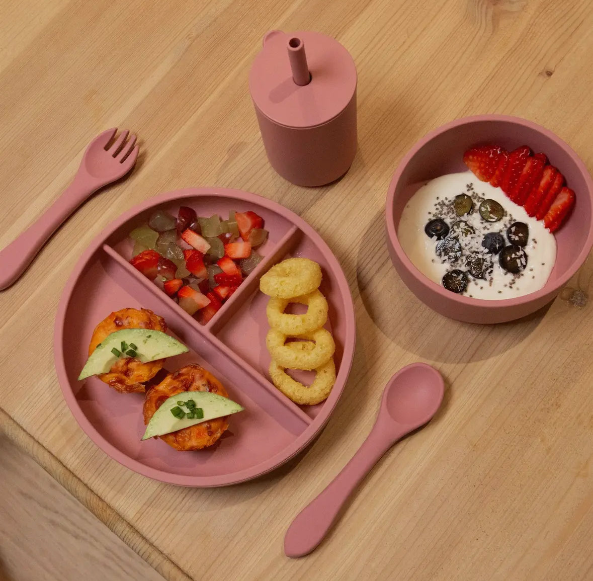 Baby silicone weaning plate - Dusty Rose