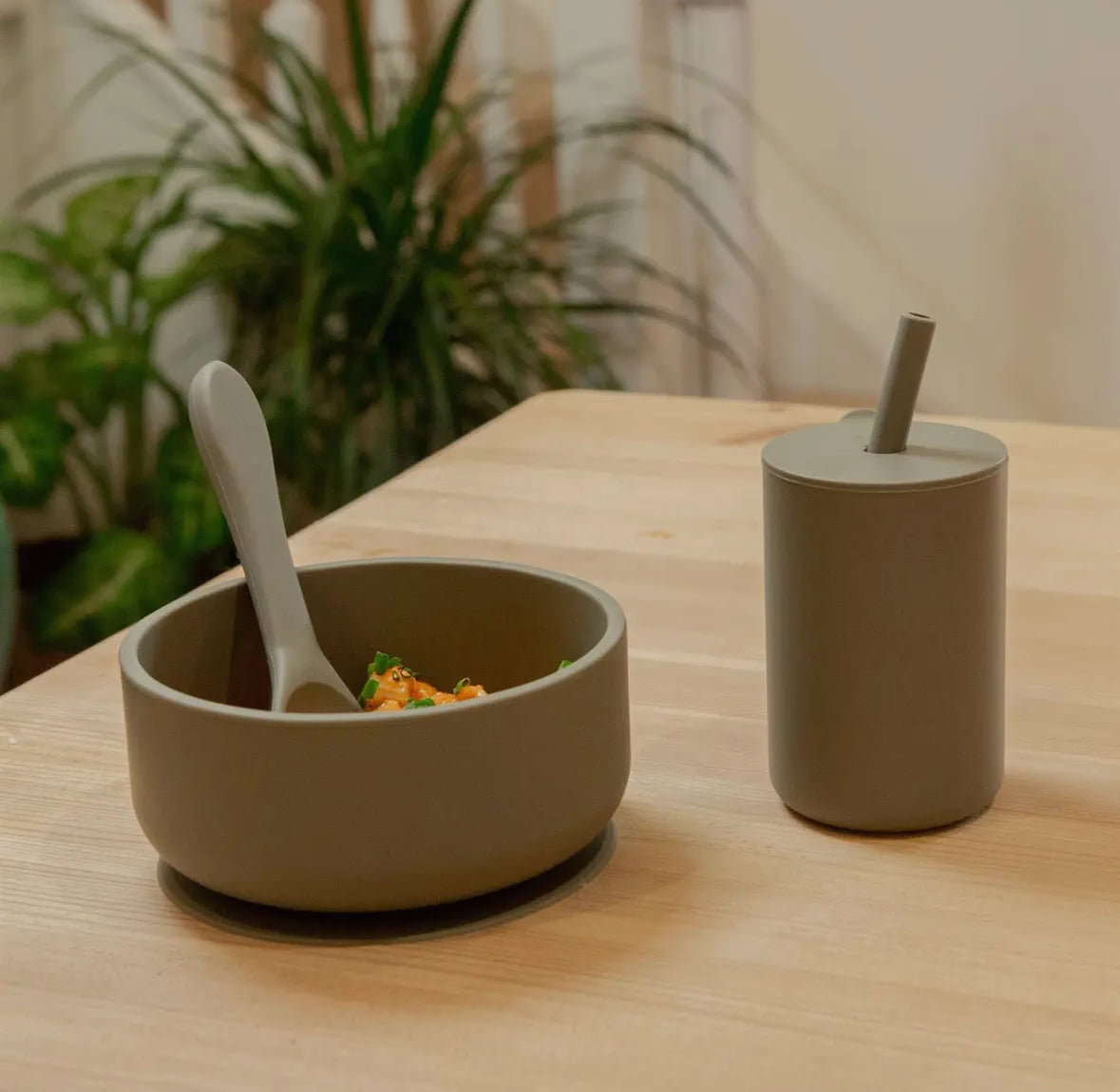 Baby silicone suction bowl with lid - Silver sage