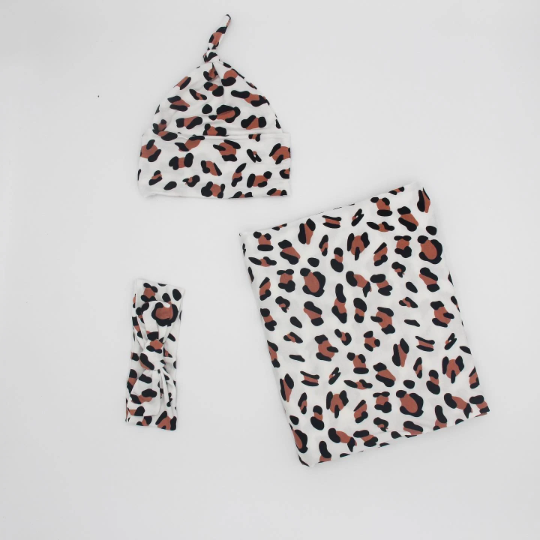 La Romi Ltd - Mum & newborn baby matching robe, swaddle & more: L/XL / Leopard