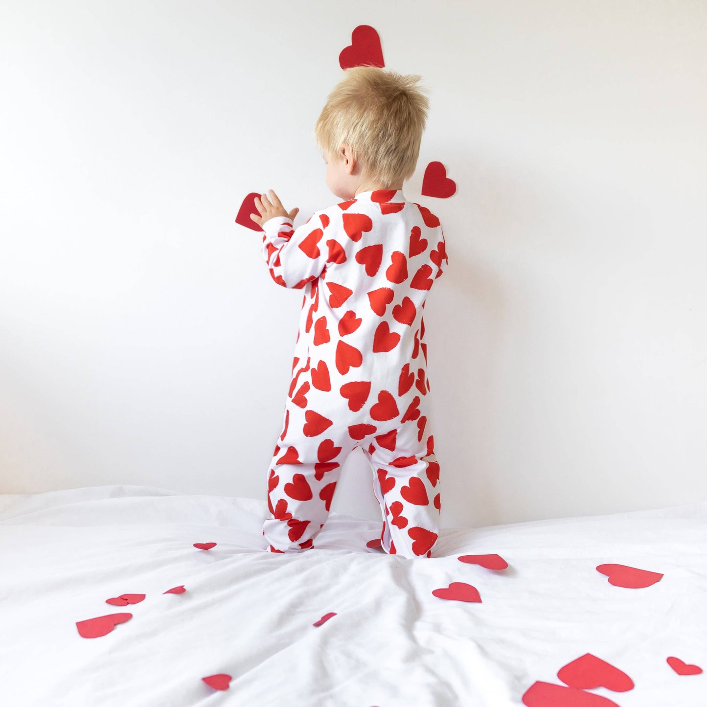 Fred & Noah - Love Heart cotton sleepsuit: 12-18 M