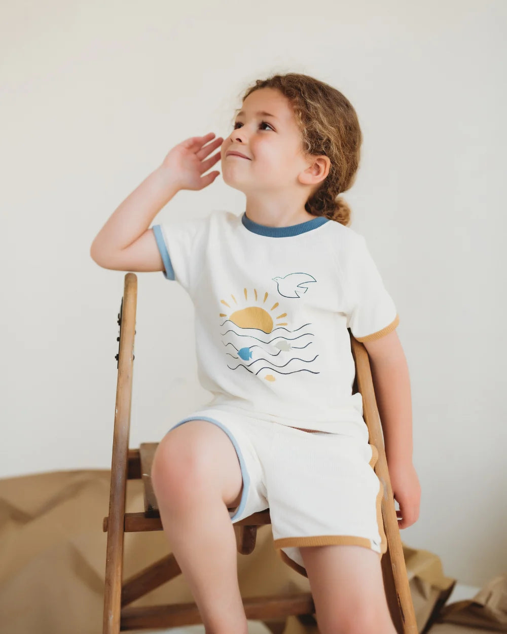Turtledove white rib T-shirt and shorts set