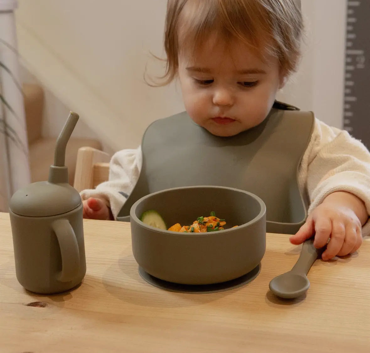 Baby silicone suction bowl with lid - Silver sage