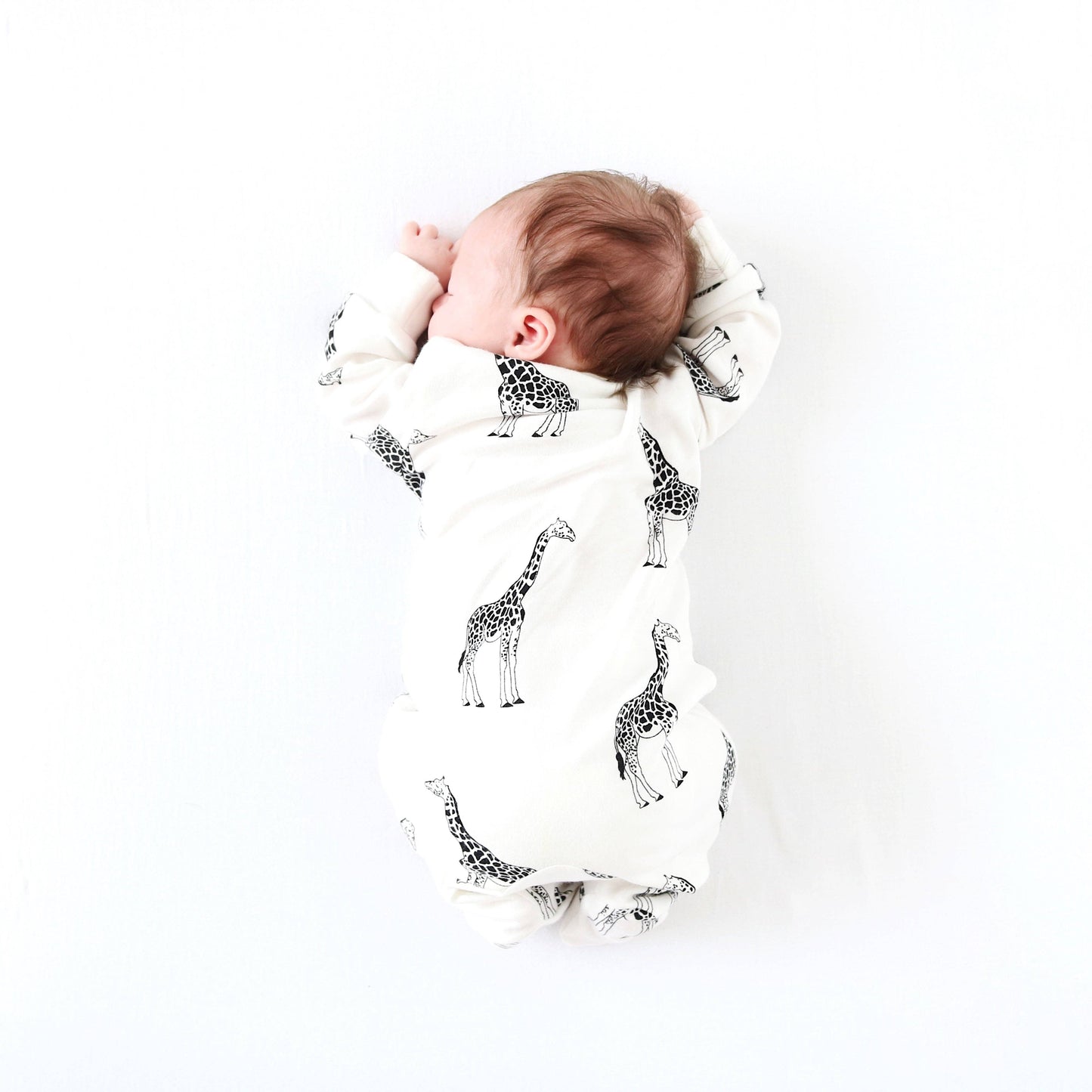 Fred & Noah - Giraffe cotton Sleepsuit: Newborn