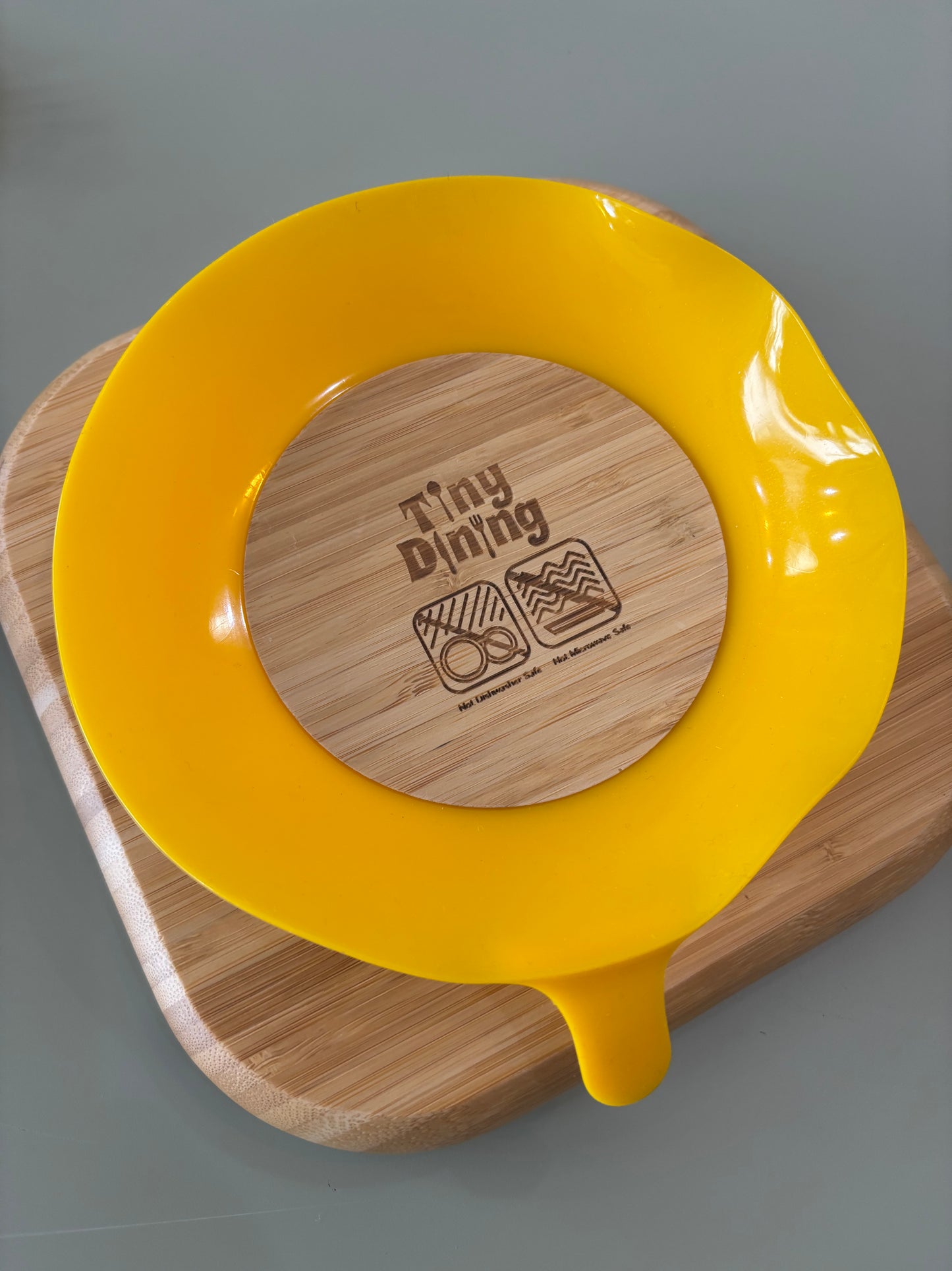 Bamboo personalised sectional plate with suction base