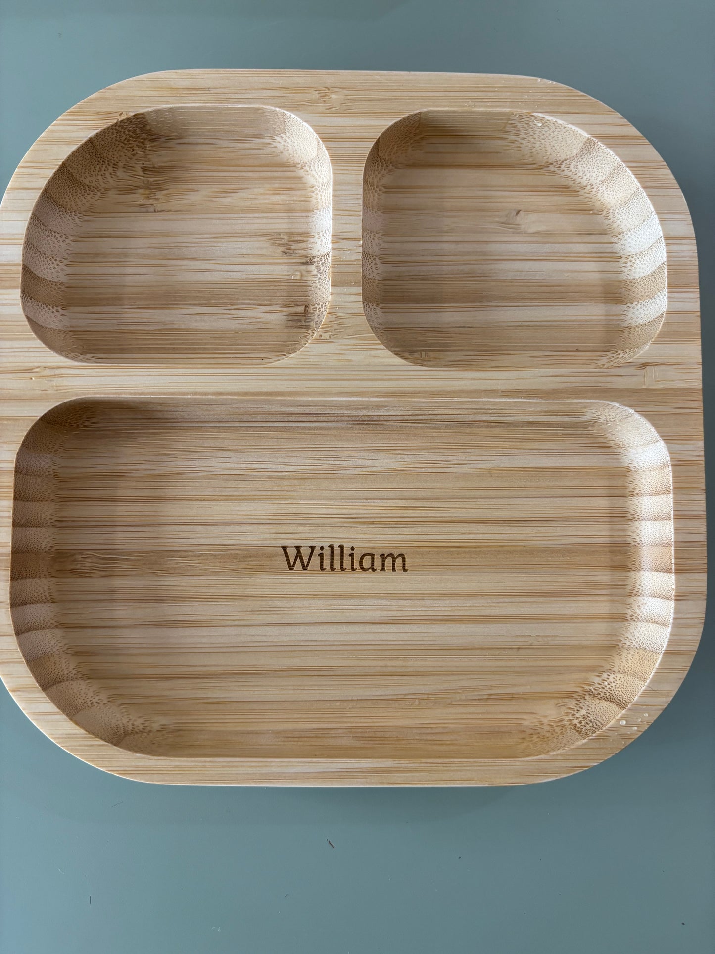 Bamboo personalised sectional plate with suction base