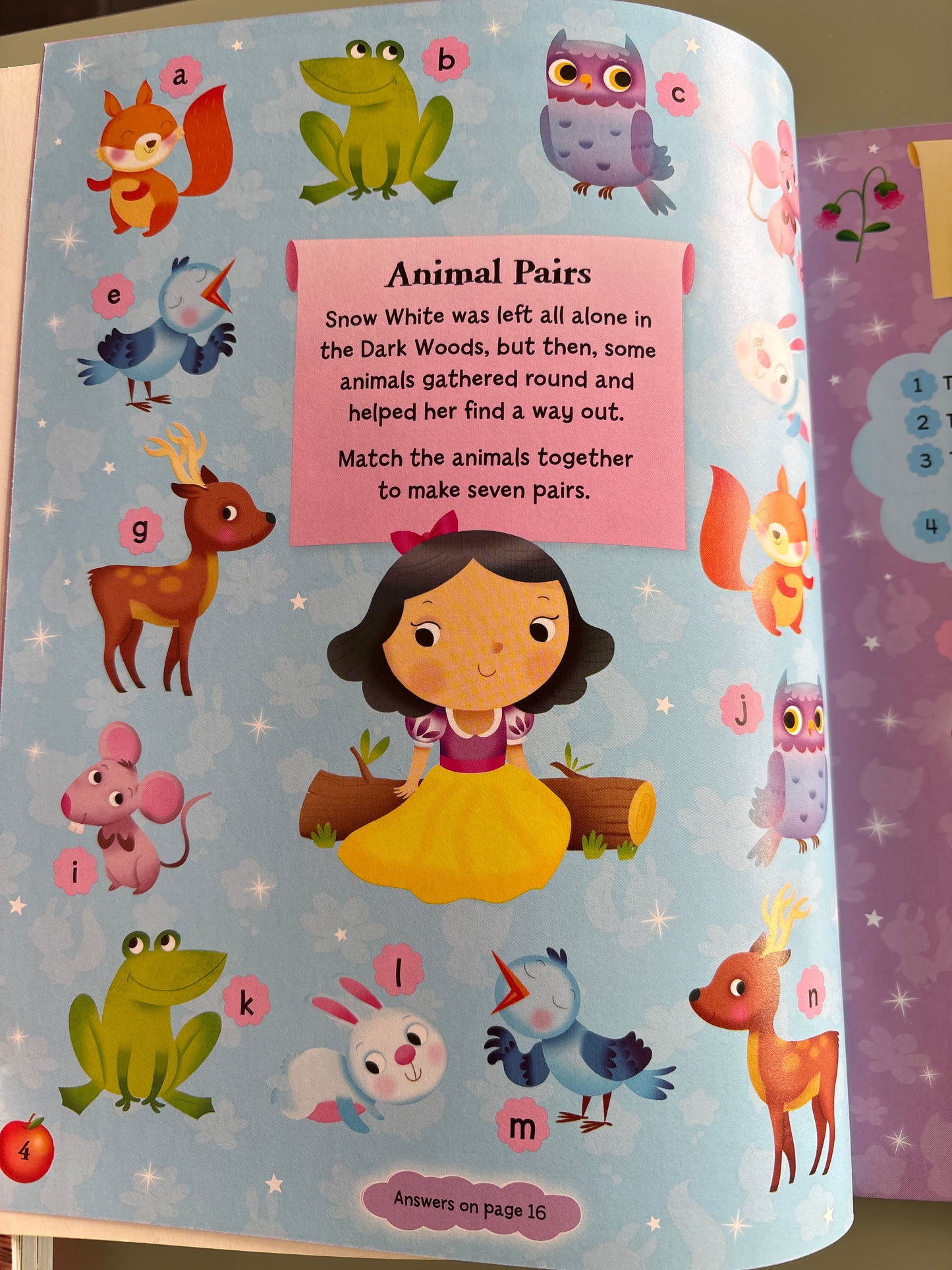 Snow White Sticker Fun