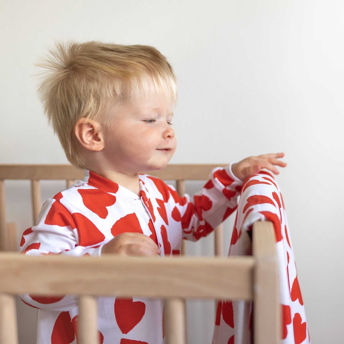 Fred & Noah - Love Heart cotton sleepsuit: 12-18 M