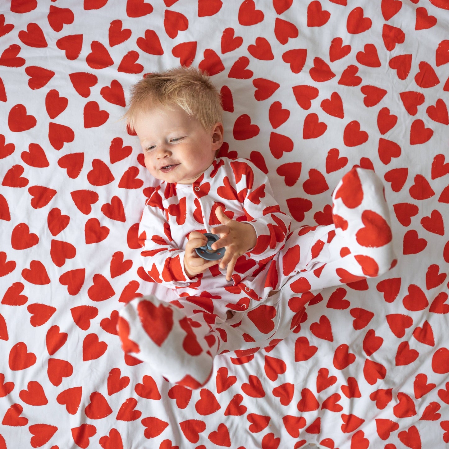 Fred & Noah - Love Heart cotton sleepsuit: 3-6 M
