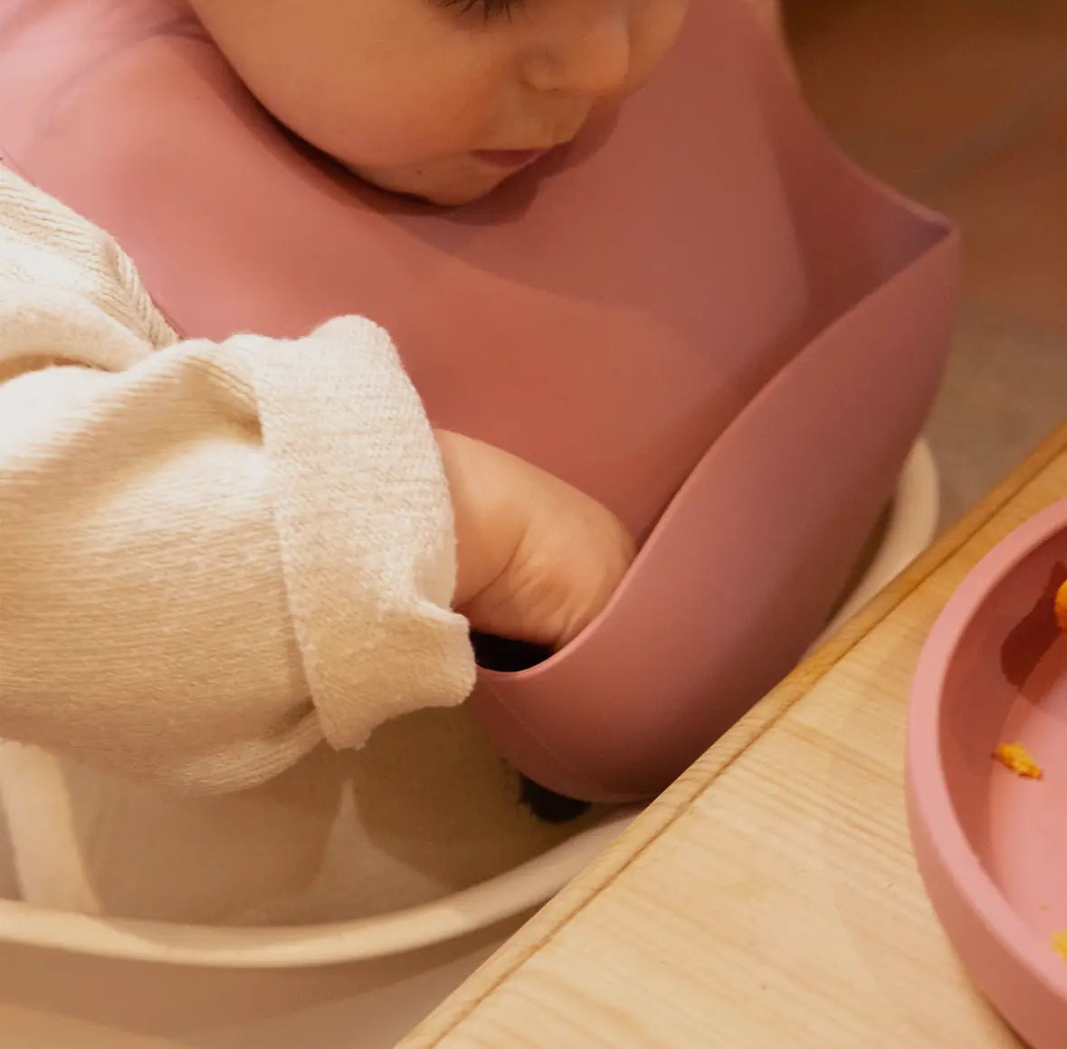 Baby silicone Bib - Dusty Rose