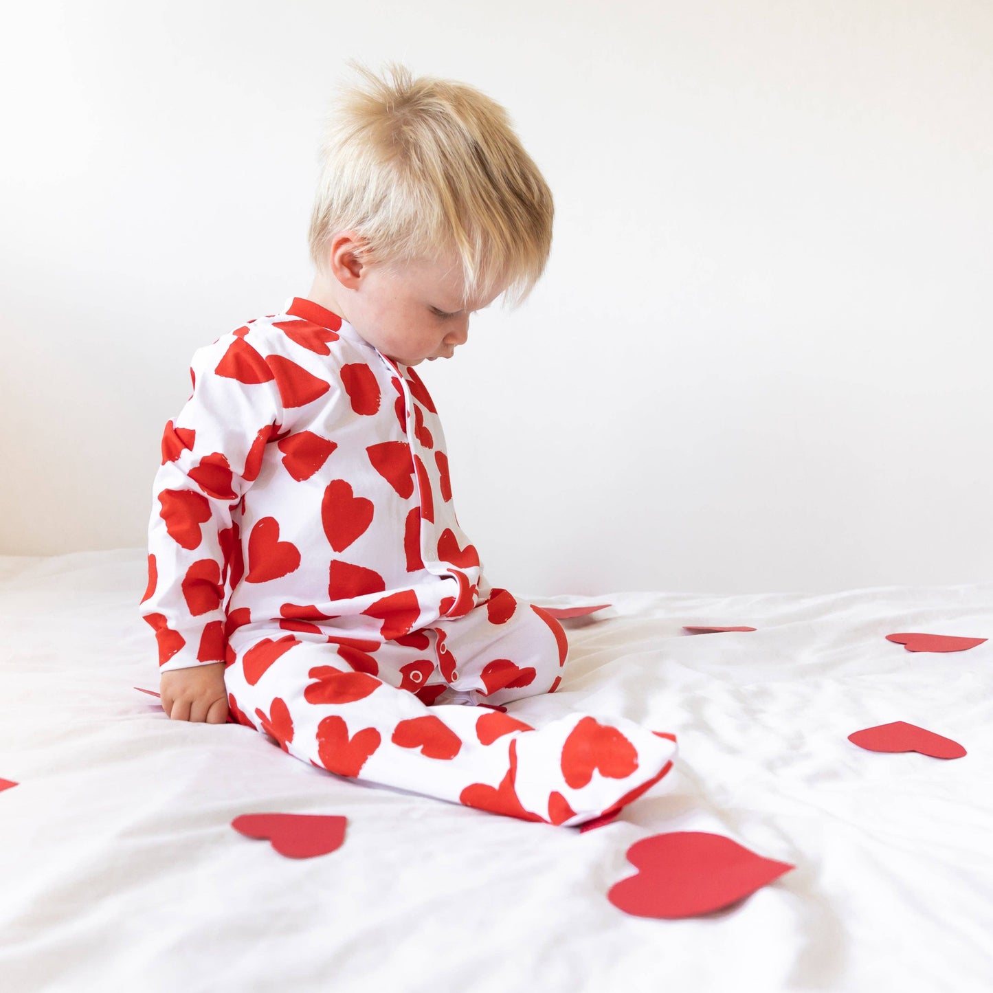 Fred & Noah - Love Heart cotton sleepsuit: Newborn