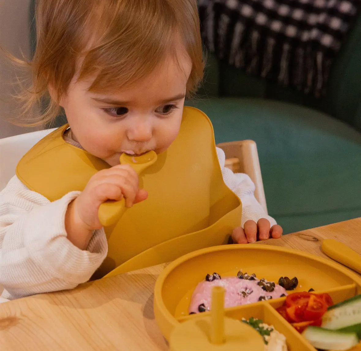 Baby silicone Bib - Ochre