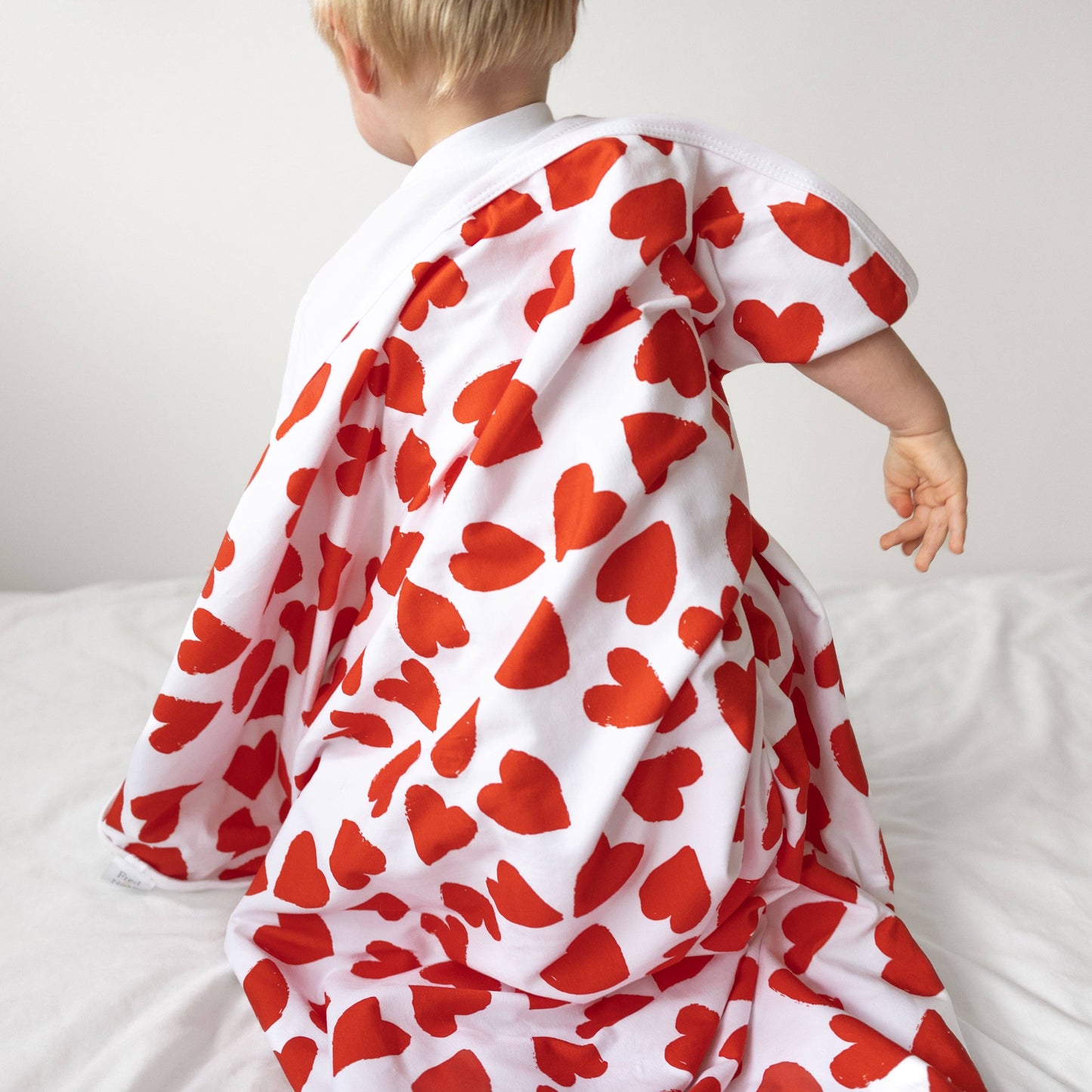 Fred & Noah - Love Heart cotton sleepsuit: 0-3 M