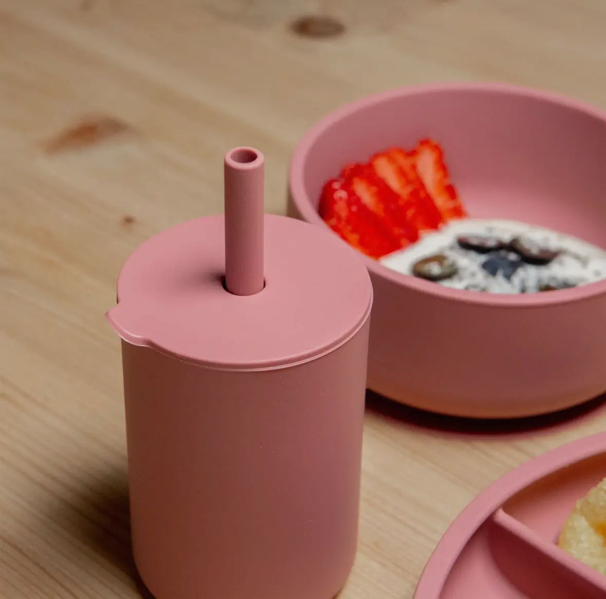 Baby silicone straw cup - Dusty Rose
